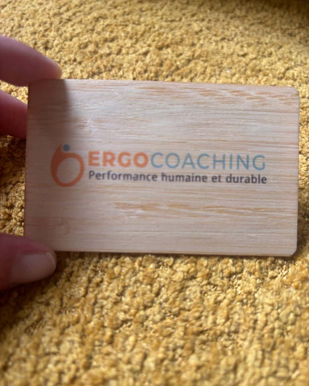 Cartes NFC en Bois Imprimé exemple carte alternative en bois NFC, carte de visite écologique et connectée Cartes NFC en Bois Imprimé, carte de visite écologique et connectée